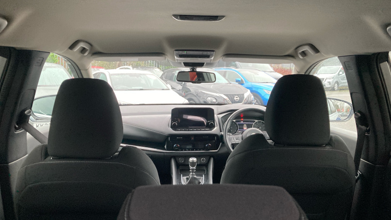 Nissan Qashqai 1.3 DiG-T MH N-Connecta 5dr Petrol Hatchback